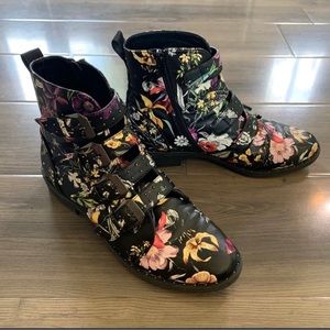 Floral Steve Madden Boots